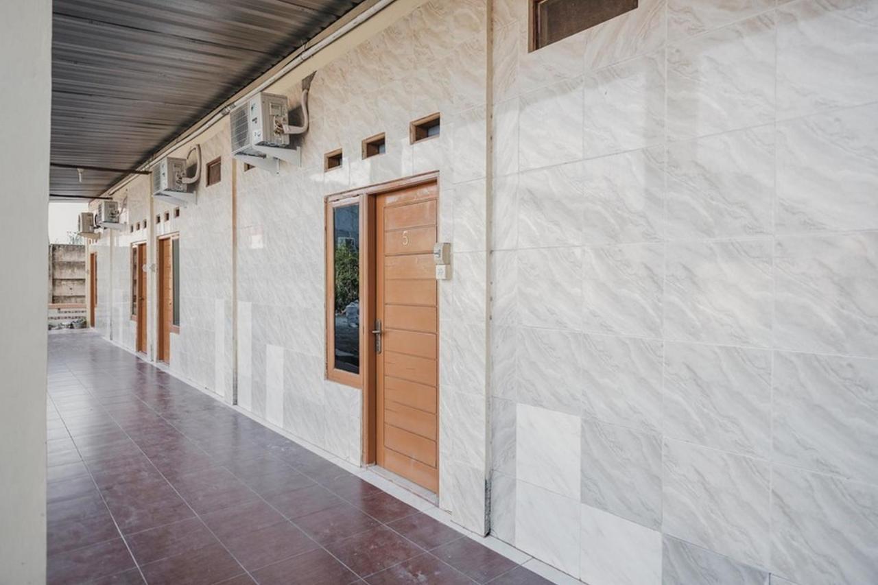 Reddoorz Near Rs Imanuel Lampung Hotel Bandar Lampung Exterior photo